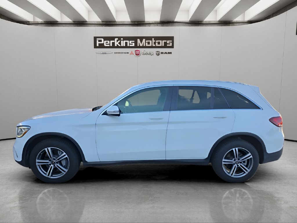 Used 2020 Mercedes-Benz GLC 300 4MATIC image 2