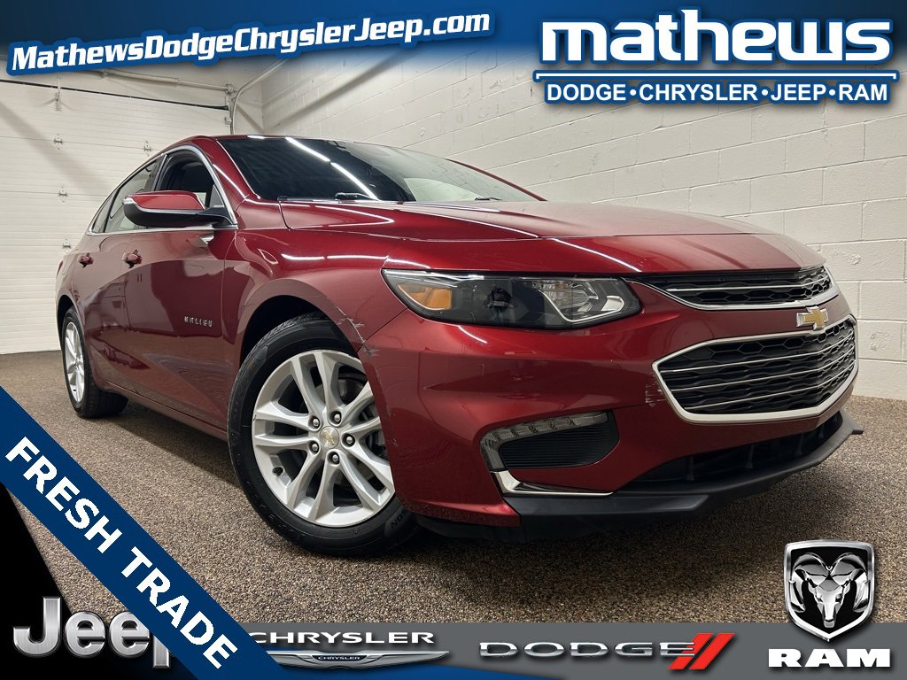 Used 2017 Chevrolet Malibu LT image 1