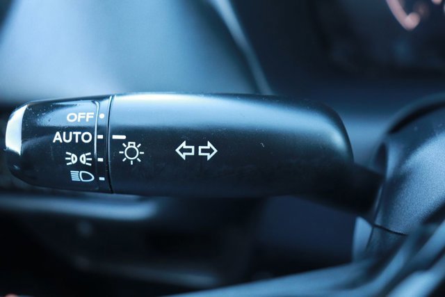 Used 2023 Honda HR-V Sport image 21