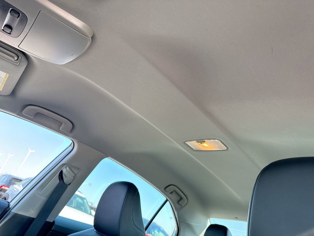 Used 2020 Toyota Camry SE image 22