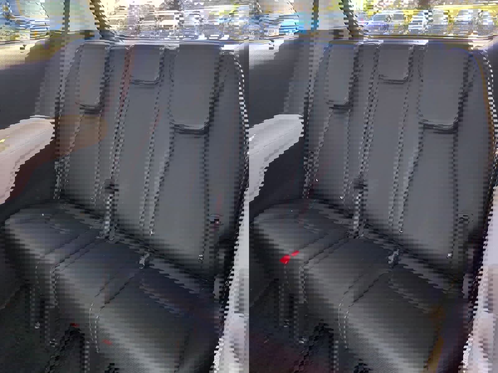 Certified 2023 Kia Carnival EX image 35