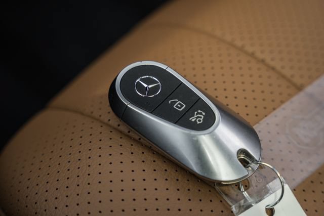 Certified 2024 Mercedes-Benz E 350 4MATIC Sedan image 47