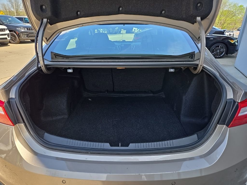 Used 2024 Chevrolet Malibu LT FWD image 75