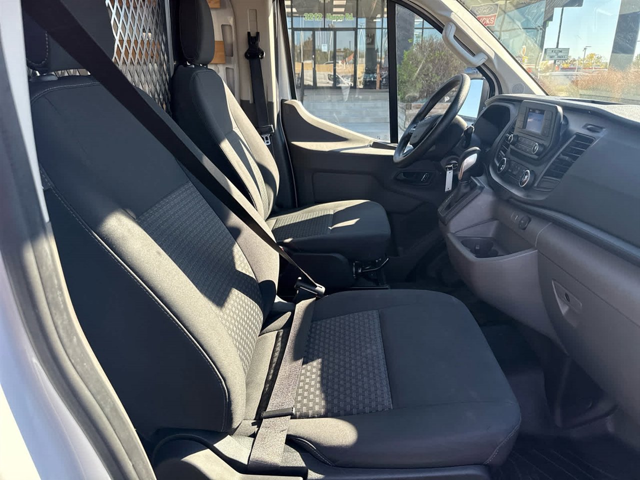 Used 2024 Ford Transit 250 Low Roof w/ Exterior Upgrade Package image 23