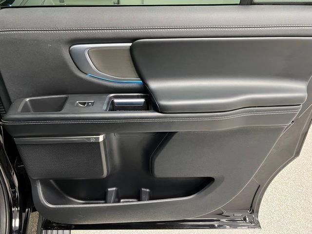Used 2025 Ford Expedition Max Platinum AWD/4WD image 51
