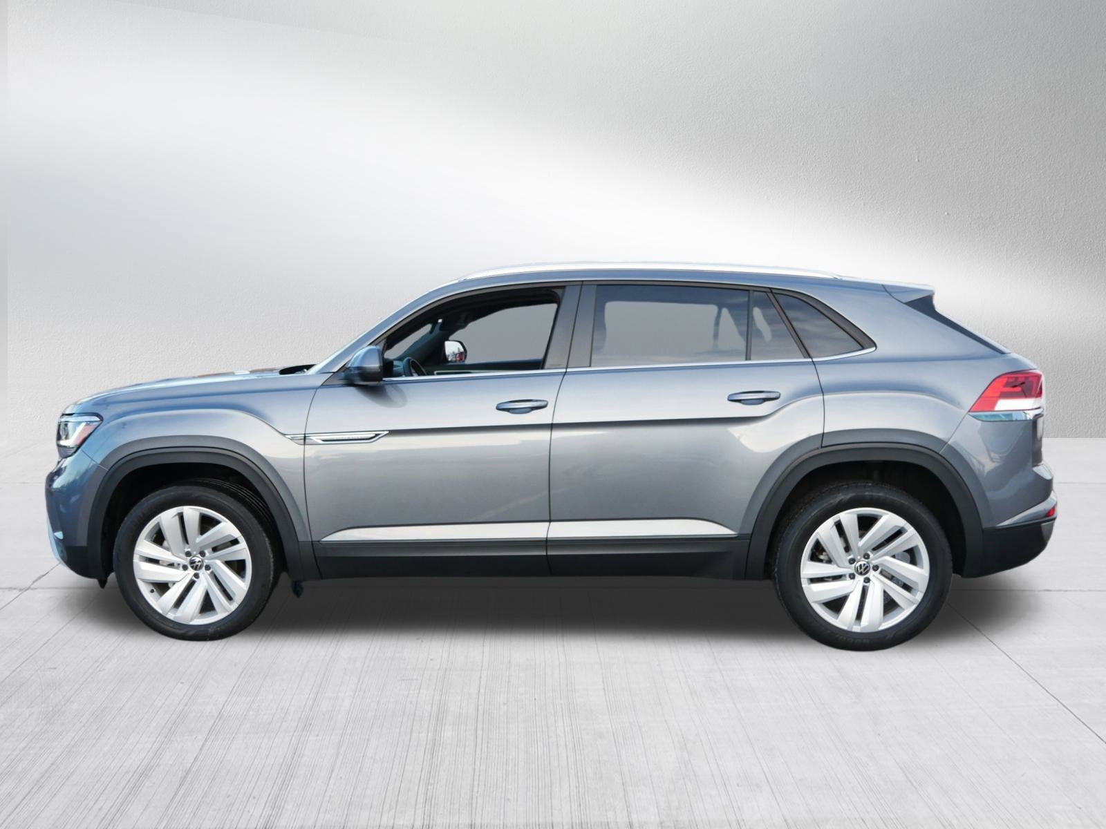 Certified 2023 Volkswagen Atlas Cross Sport SE image 4