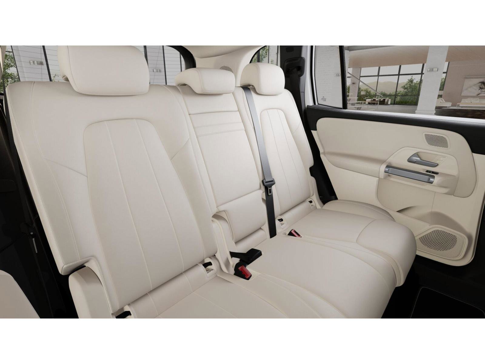 New 2026 Mercedes-Benz GLB 250 4MATIC image 6