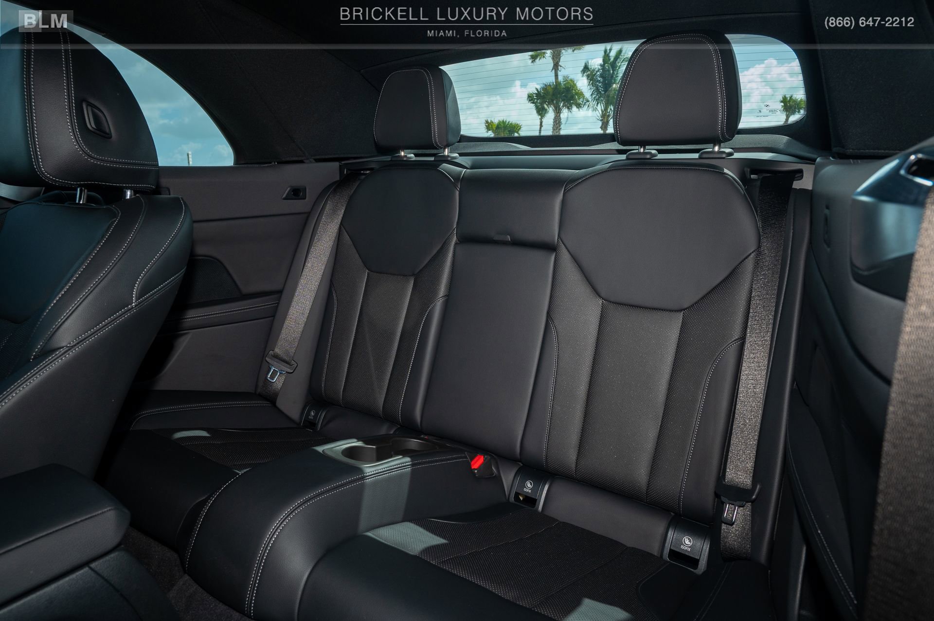 Used 2024 BMW M440i Convertible w/ Shadowloine Package image 8