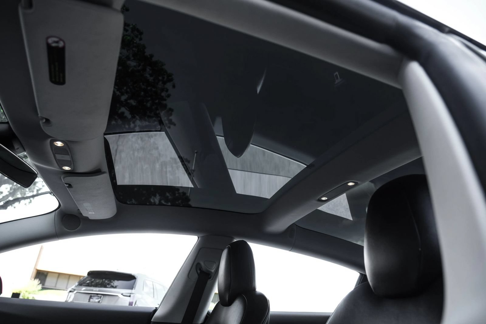 Used 2019 Tesla Model 3 Long Range AWD/4WD image 4