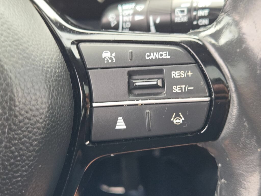 Used 2023 Honda HR-V EX-L image 35