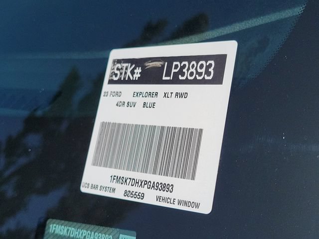 Certified 2023 Ford Explorer XLT w/ Equipment Group 202A RWD image 29