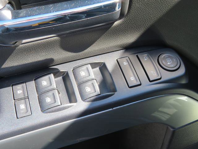 Used 2018 Chevrolet Silverado 1500 LT w/ All Star Edition image 11