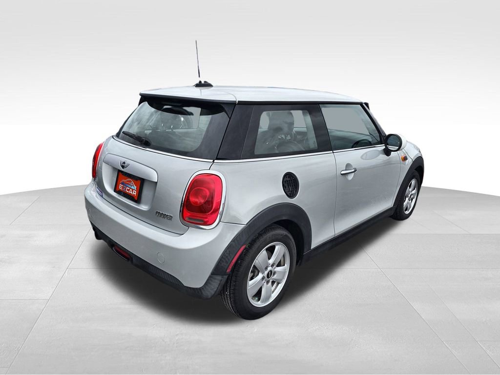 Used 2014 MINI Cooper 2-Door Hardtop image 7