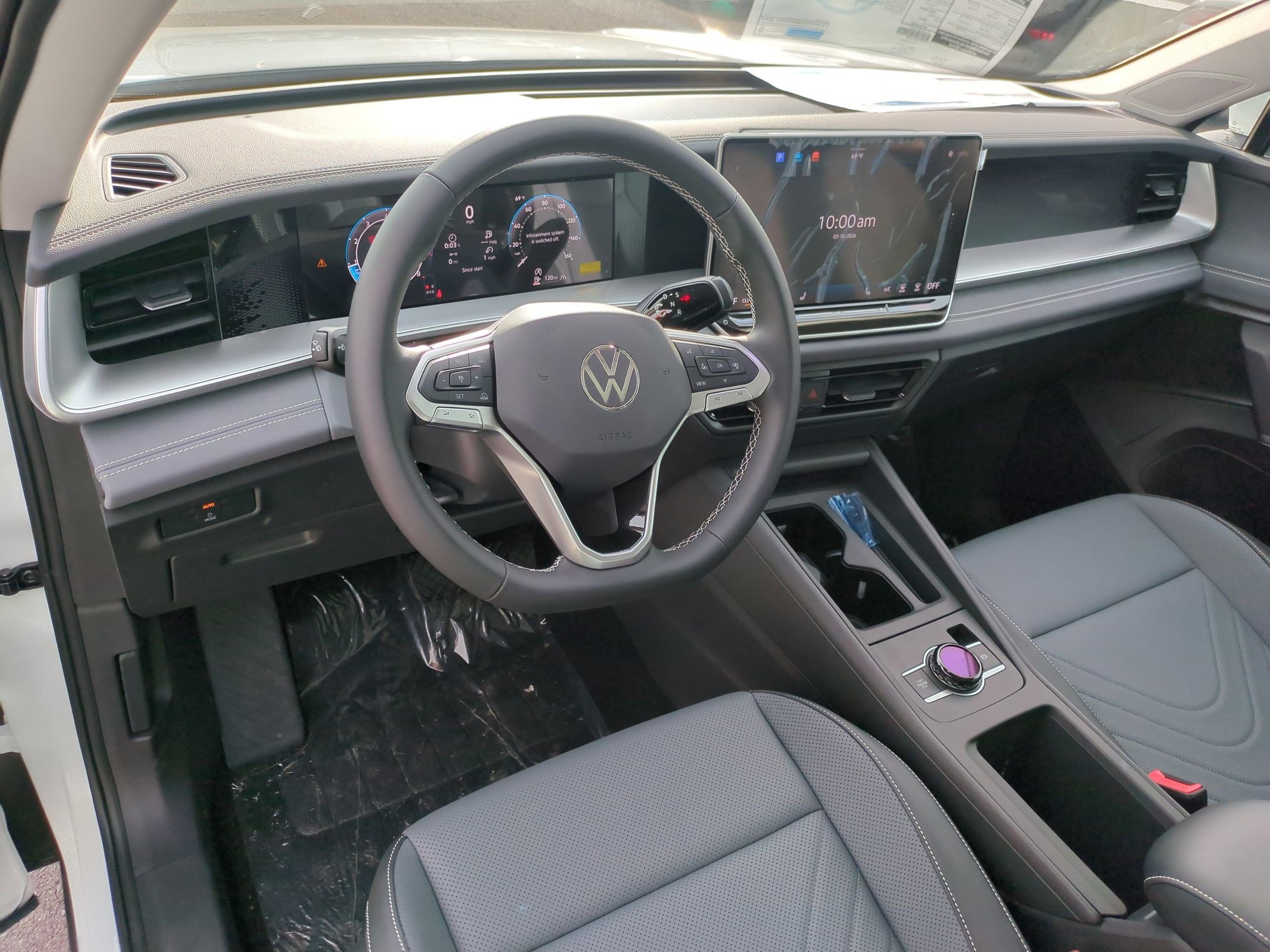 New 2026 Volkswagen Tiguan SE AWD/4WD image 12