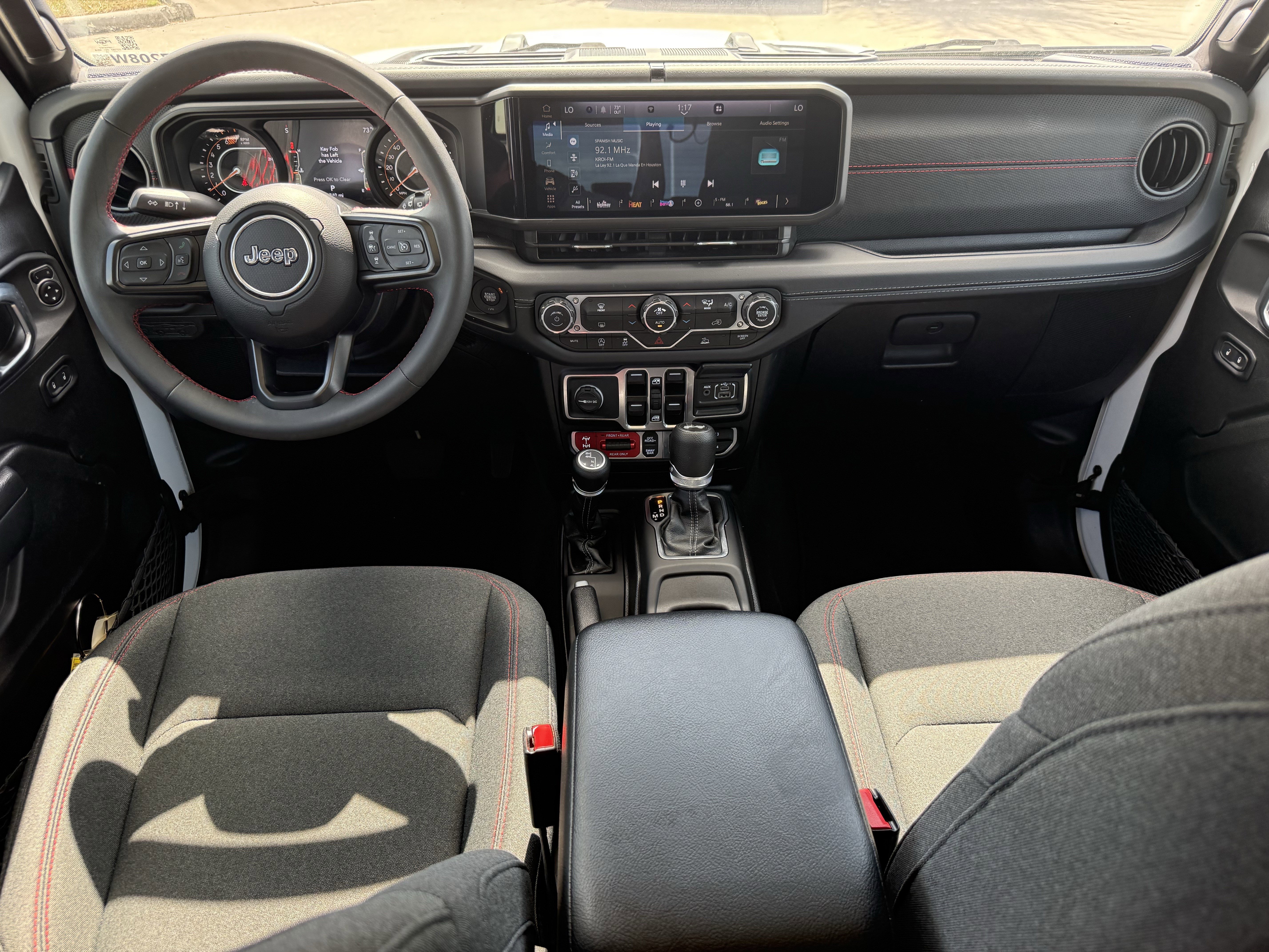 Used 2025 Jeep Wrangler Unlimited Rubicon image 13