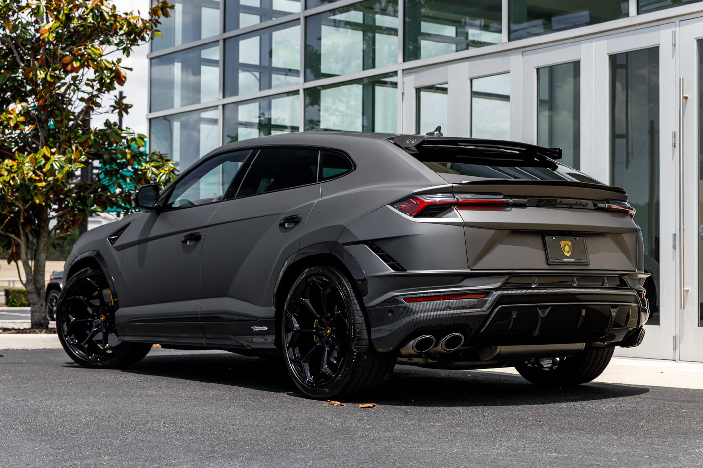 Used 2024 Lamborghini Urus Performante AWD/4WD image 10