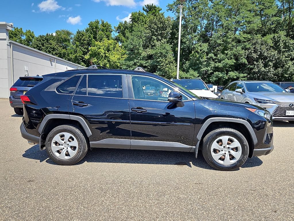 Used 2020 Toyota RAV4 LE w/ All Weather Liner Package AWD/4WD image 9