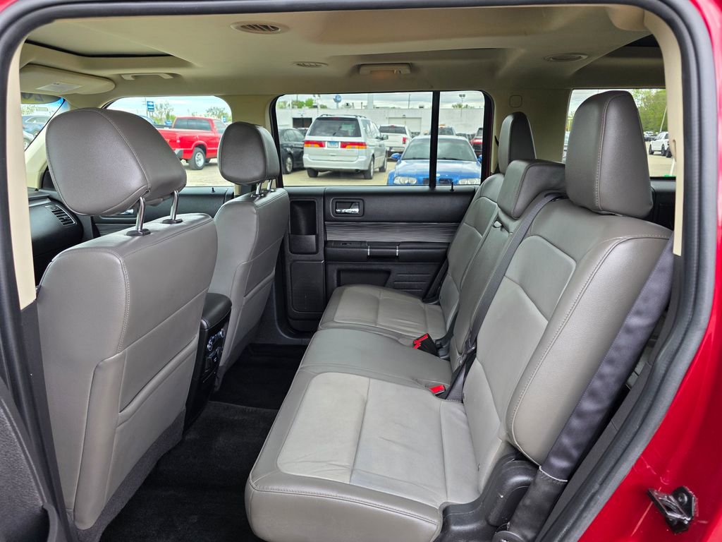 Used 2018 Ford Flex Limited w/ Equipment Group 303A AWD/4WD image 19