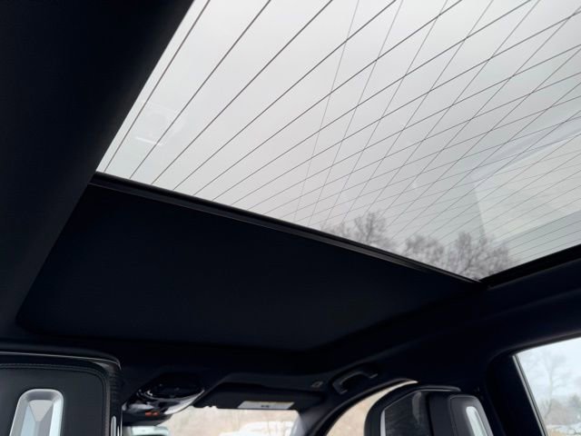 Certified 2024 BMW i7 xDrive60 image 16