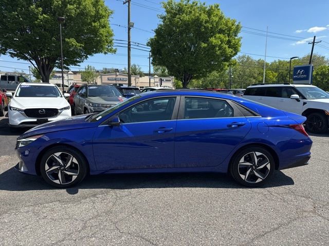 Certified 2023 Hyundai Elantra Limited w/ Cargo Package FWD image 22