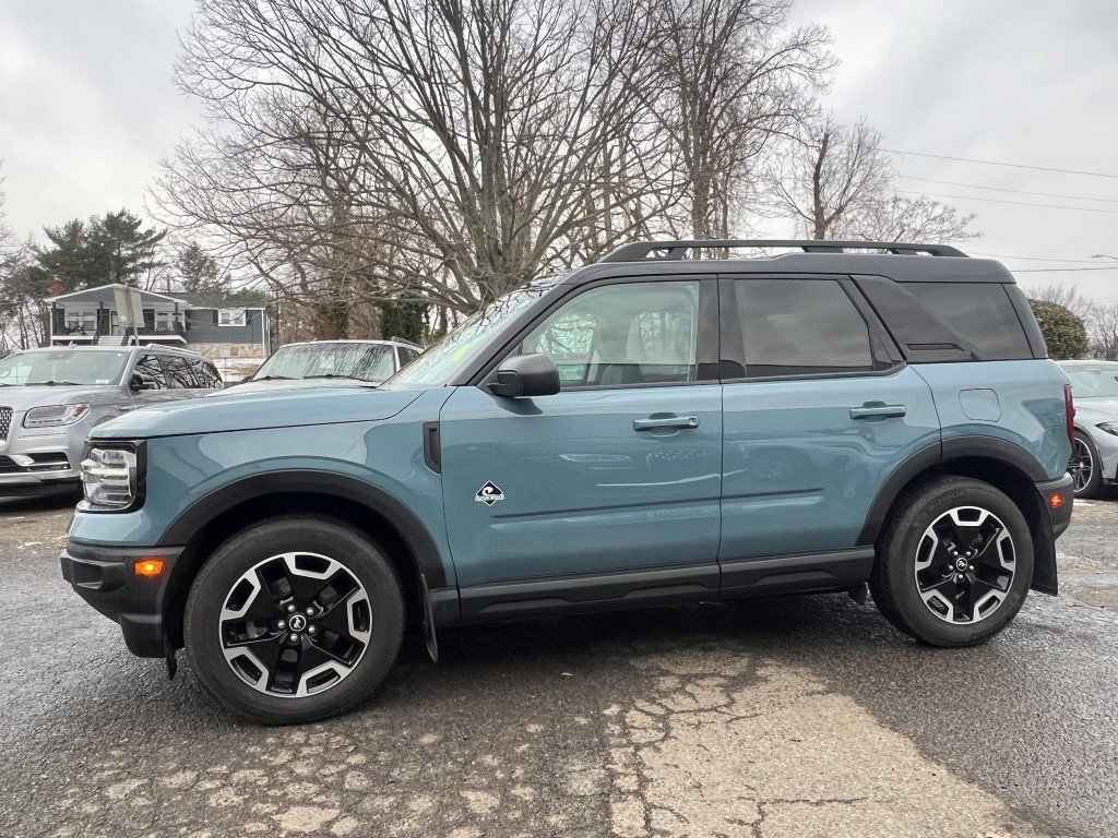 Used 2023 Ford Bronco Sport Outer Banks w/ Tech Package image 3