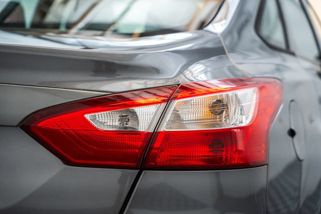 Used 2014 Ford Focus SE FWD image 8