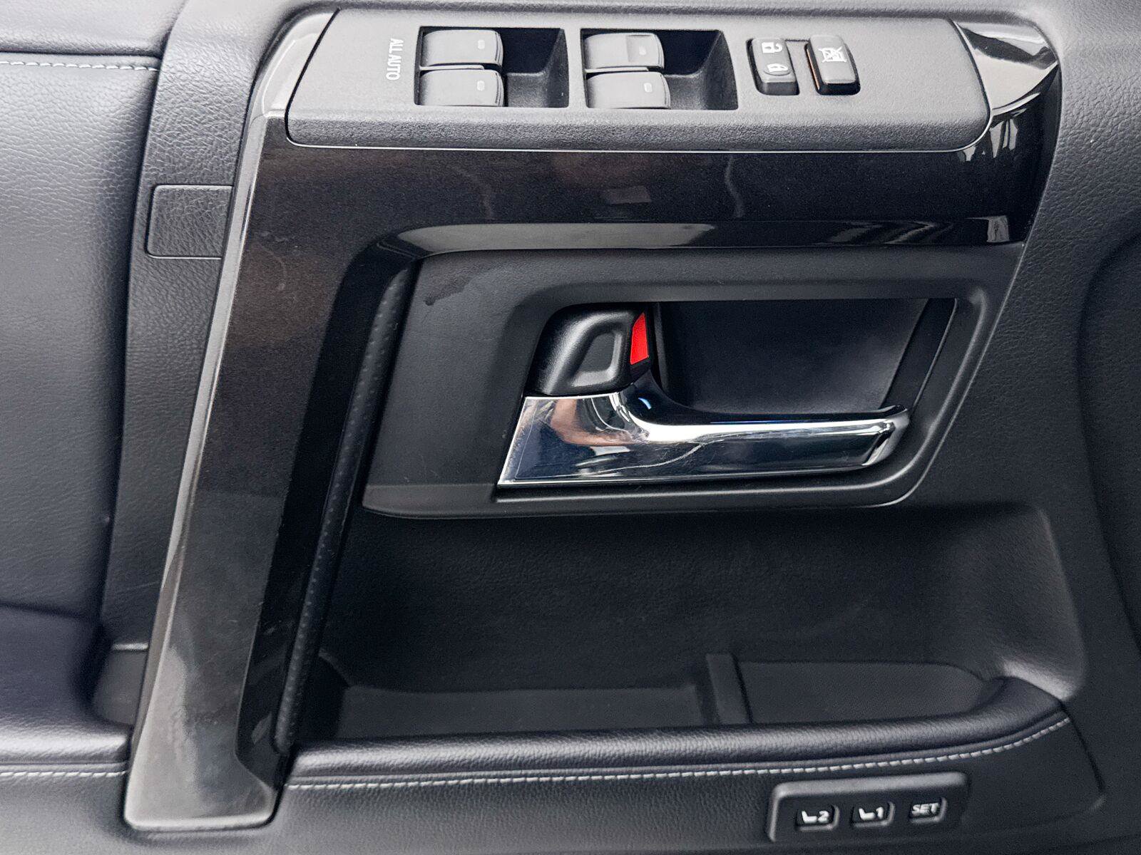Used 2021 Toyota 4Runner Nightshade AWD/4WD image 31