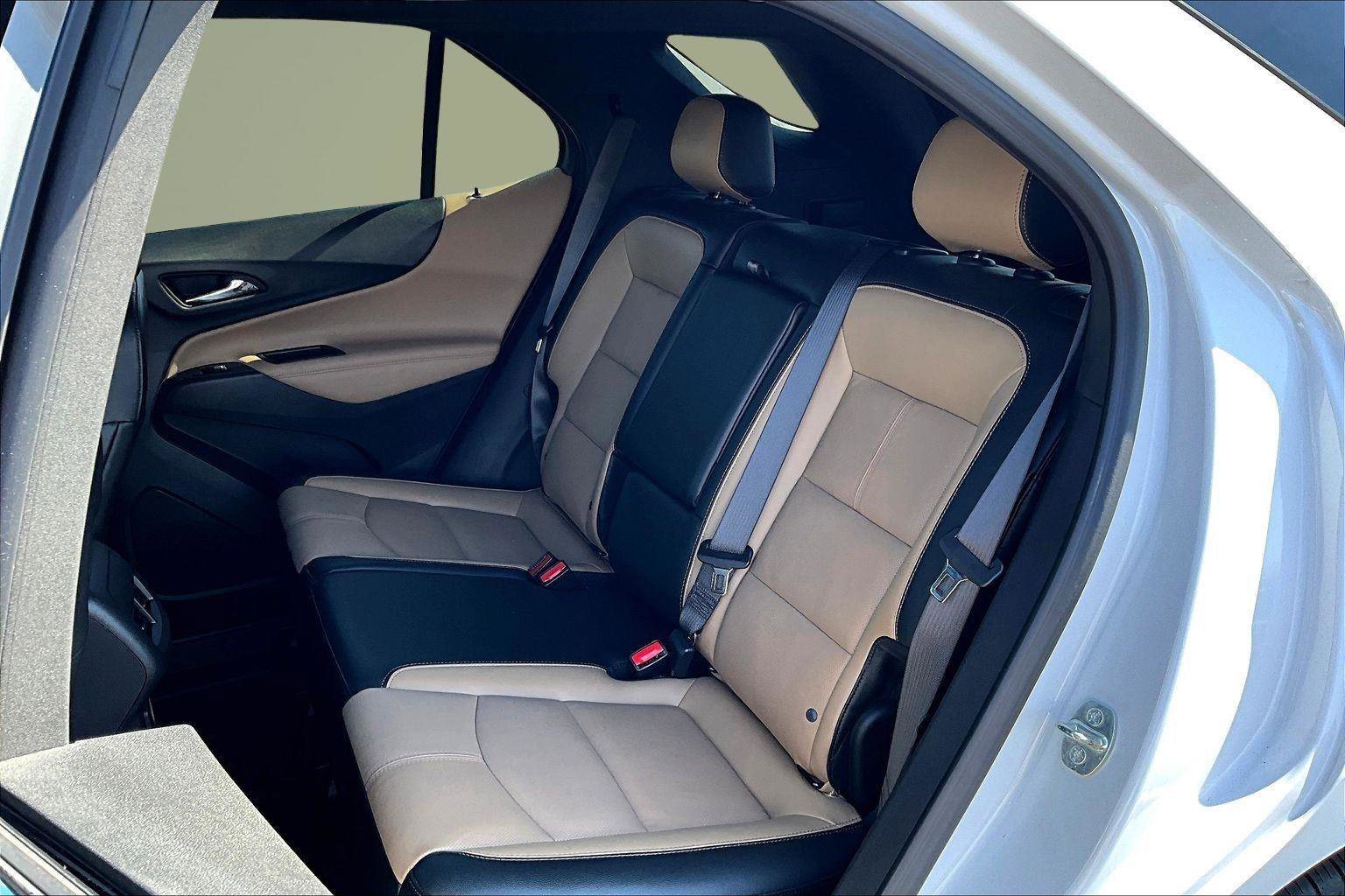 Used 2023 Chevrolet Equinox Premier image 27