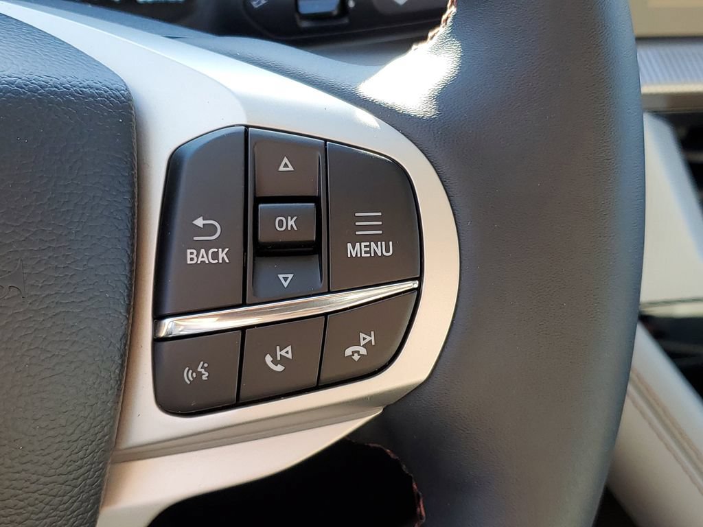 New 2026 Ford Explorer Active w/ Active Comfort Package AWD/4WD image 16