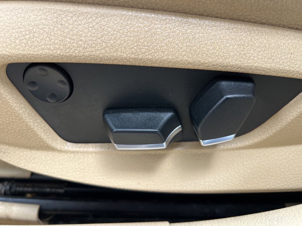 Used 2012 BMW 535i Sedan image 38