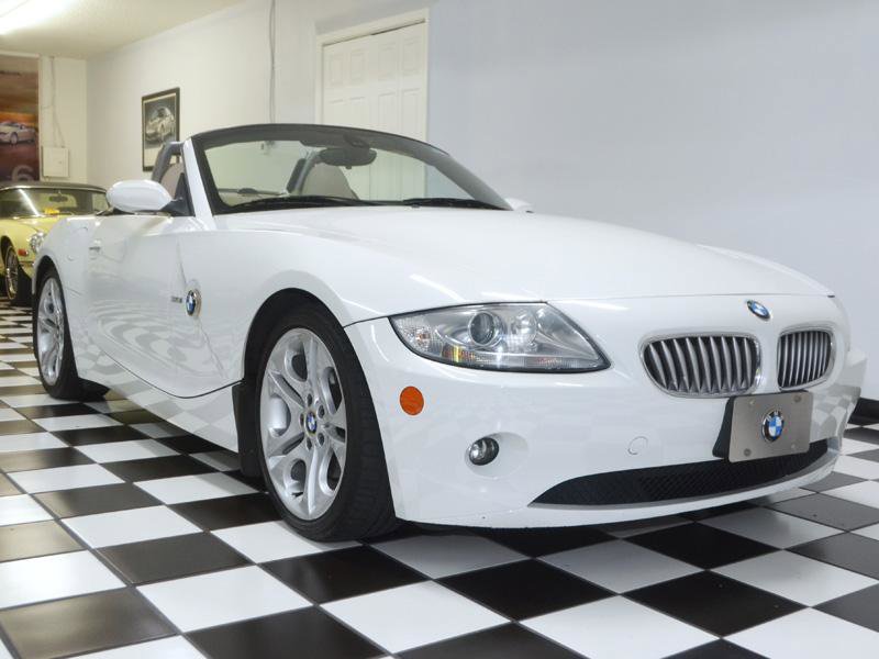 Used 2005 BMW Z4 3.0i image 3