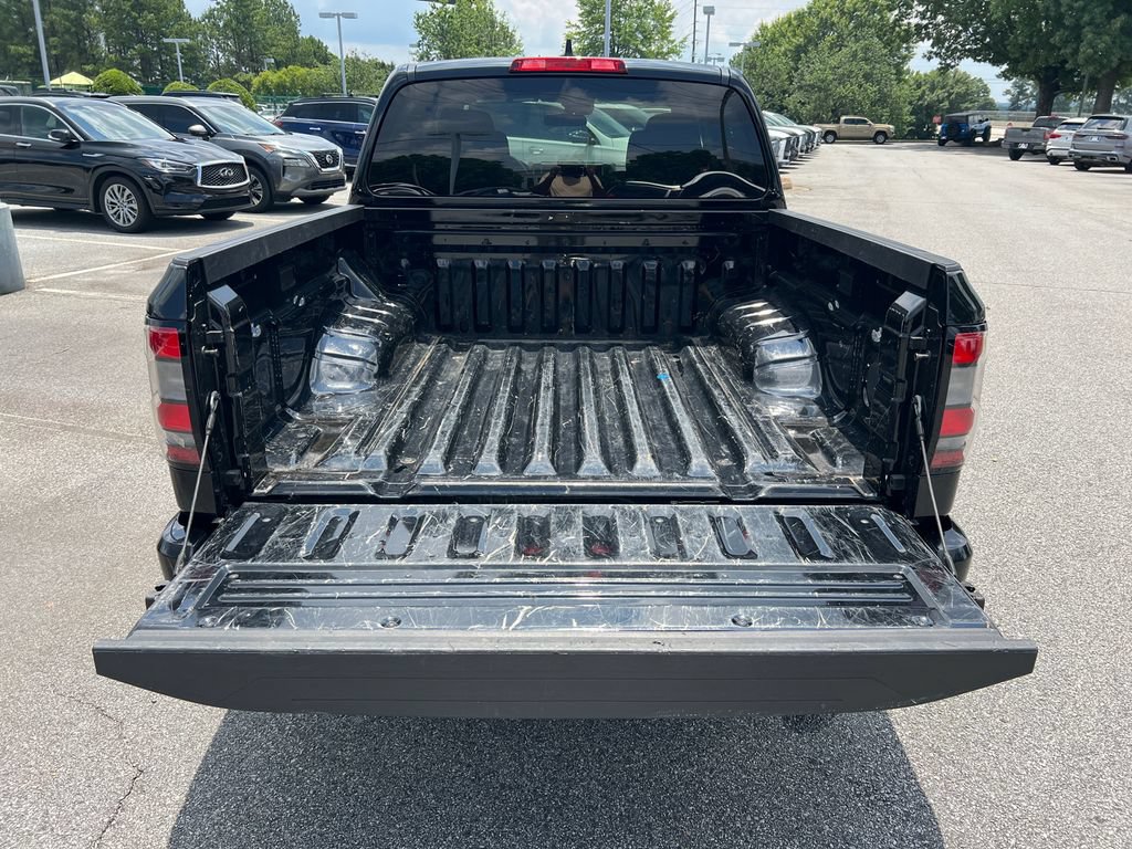 Used 2025 Nissan Frontier SV RWD image 16