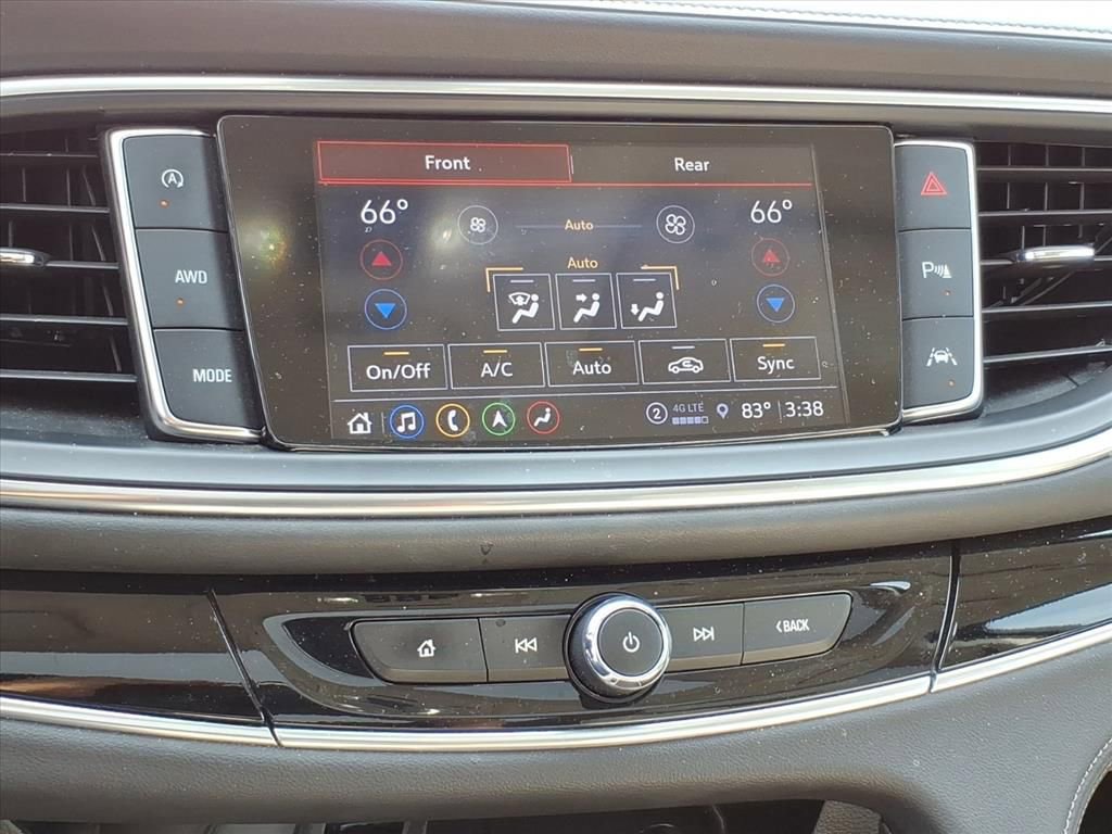 Used 2022 Buick Enclave Avenir w/ Avenir Technology Package image 17