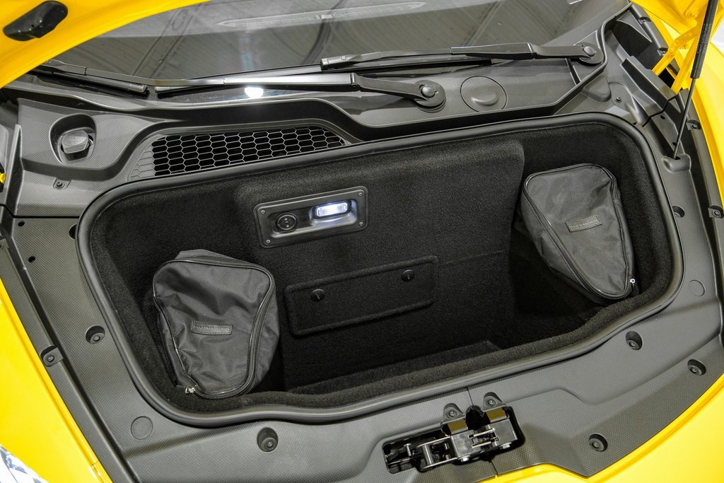 Used 2018 Lamborghini Huracan Performante image 61