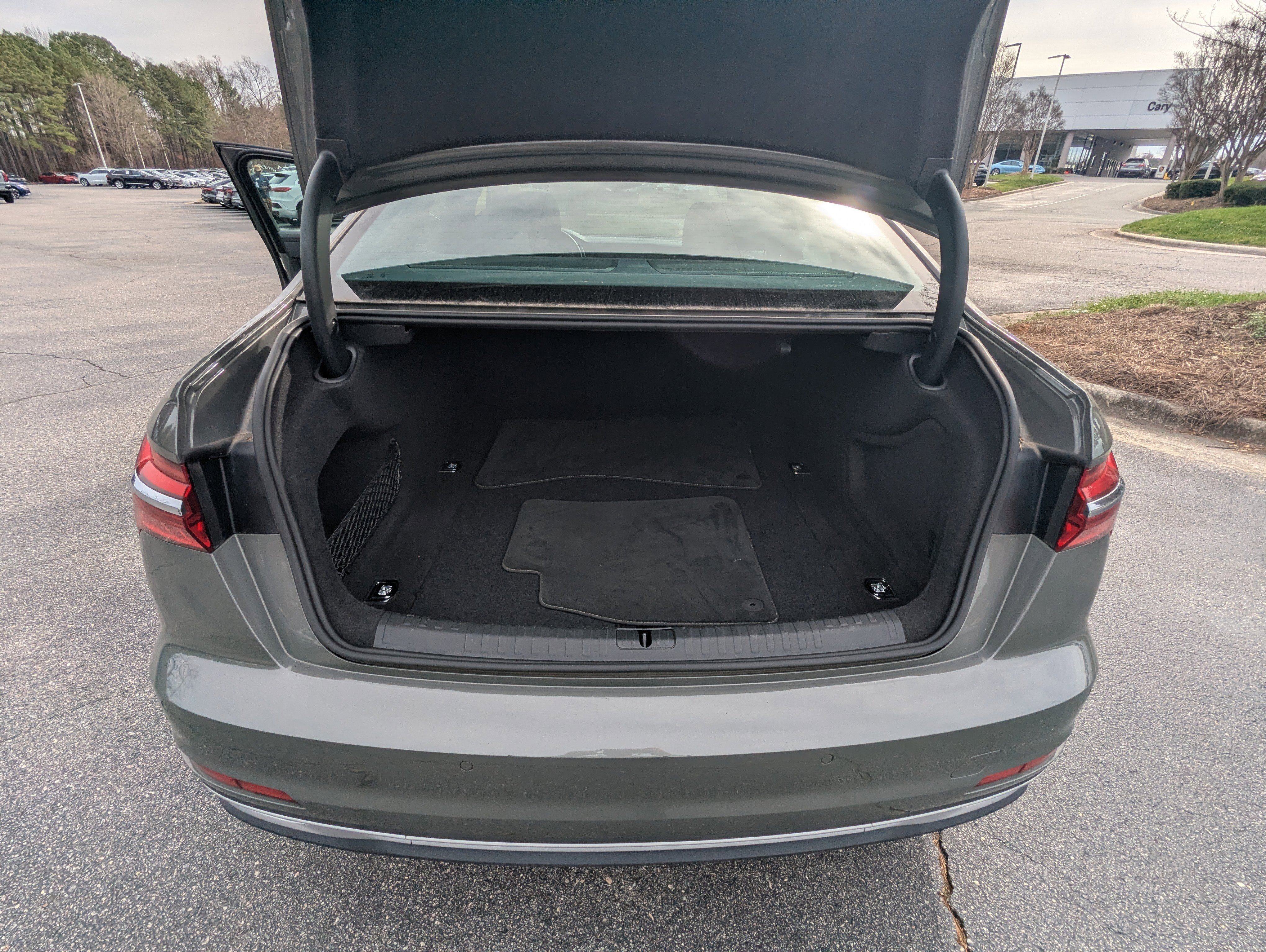 Used 2024 Audi A6 Premium Plus image 17