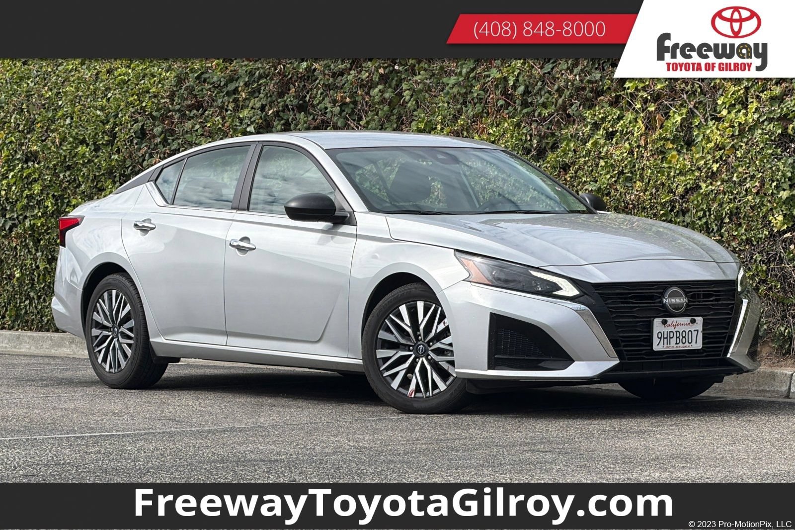 Used 2024 Nissan Altima 2.5 SV