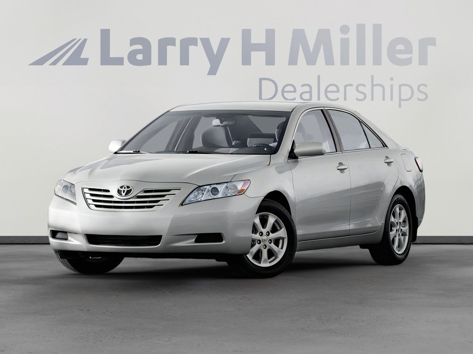 Used 2009 Toyota Camry LE FWD image 1
