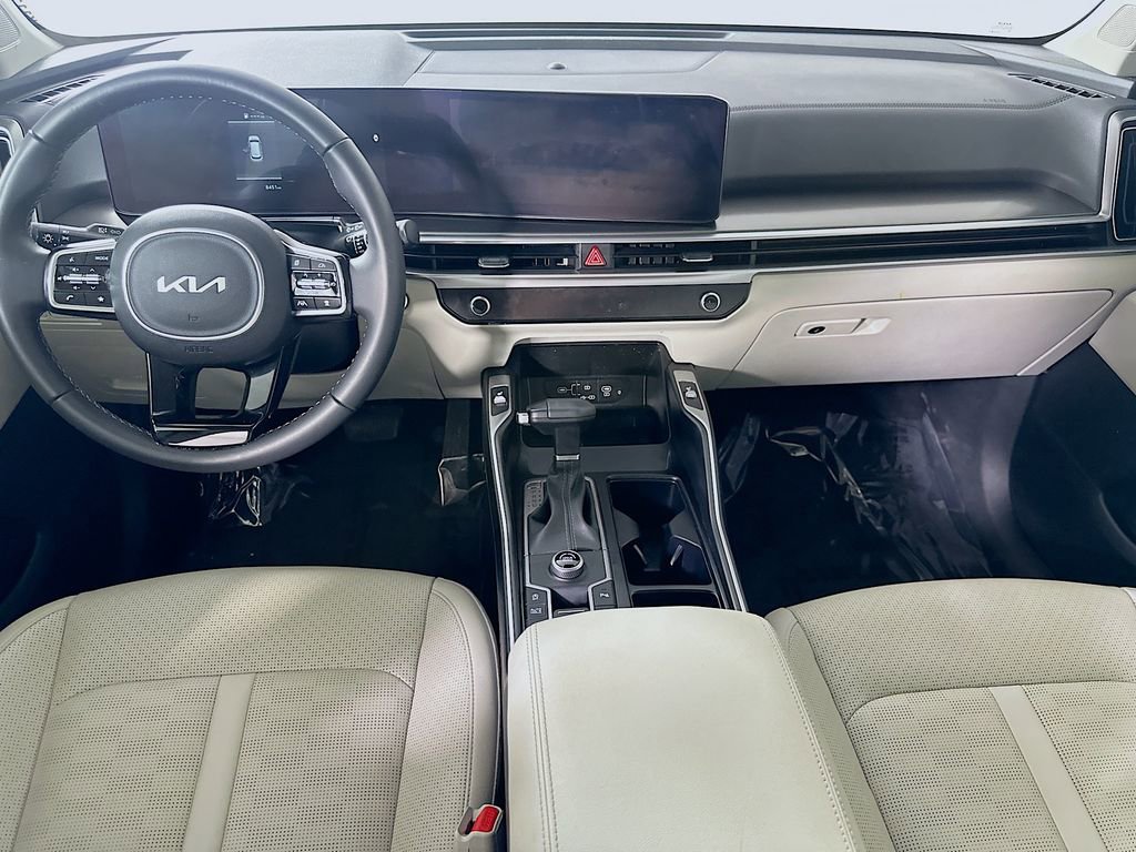 Used 2025 Kia Sorento S w/ Panoramic Sunroof Package FWD image 19
