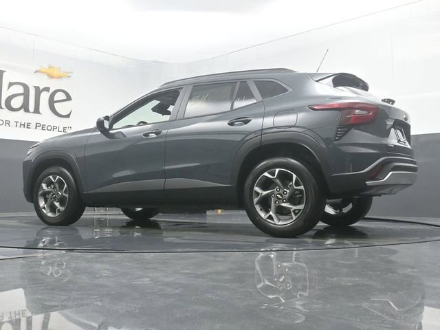 New 2026 Chevrolet Trax LT w/ Driver Confidence Package image 33