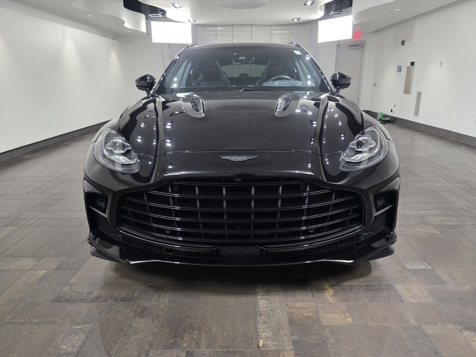 Used 2023 Aston Martin DBX 707 AWD/4WD image 7