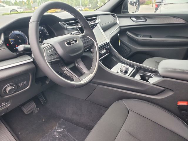 New 2026 Jeep Grand Cherokee L Laredo AWD/4WD image 11