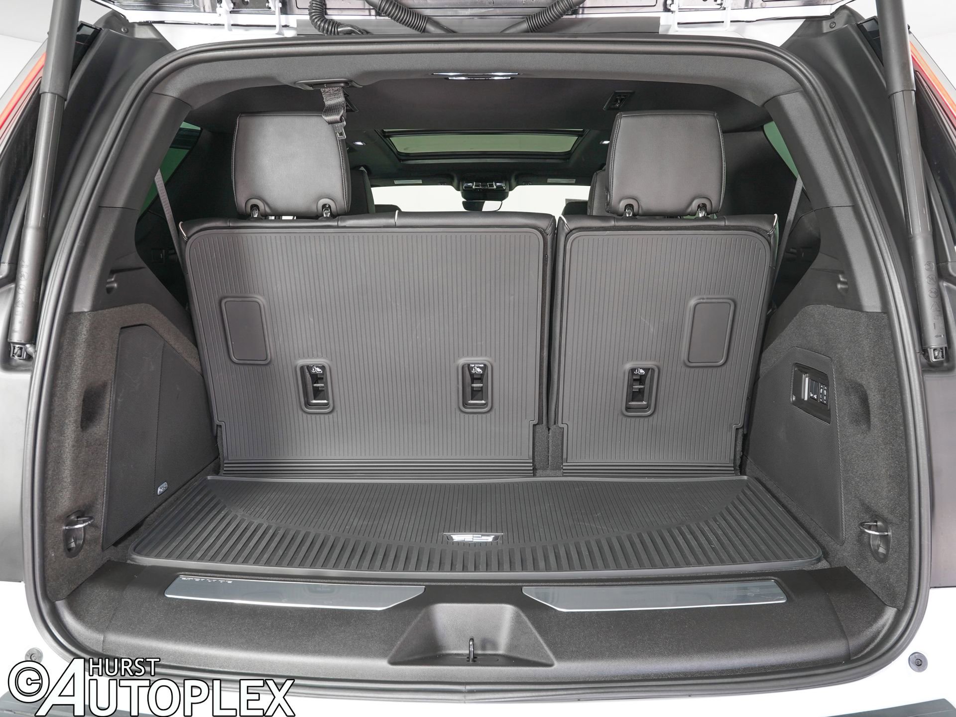 Used 2026 Cadillac Escalade Sport w/ Touring Package image 12