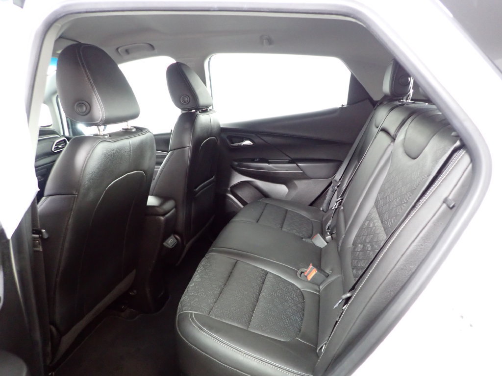 Used 2022 Chevrolet Bolt LT w/ Infotainment Package FWD image 35