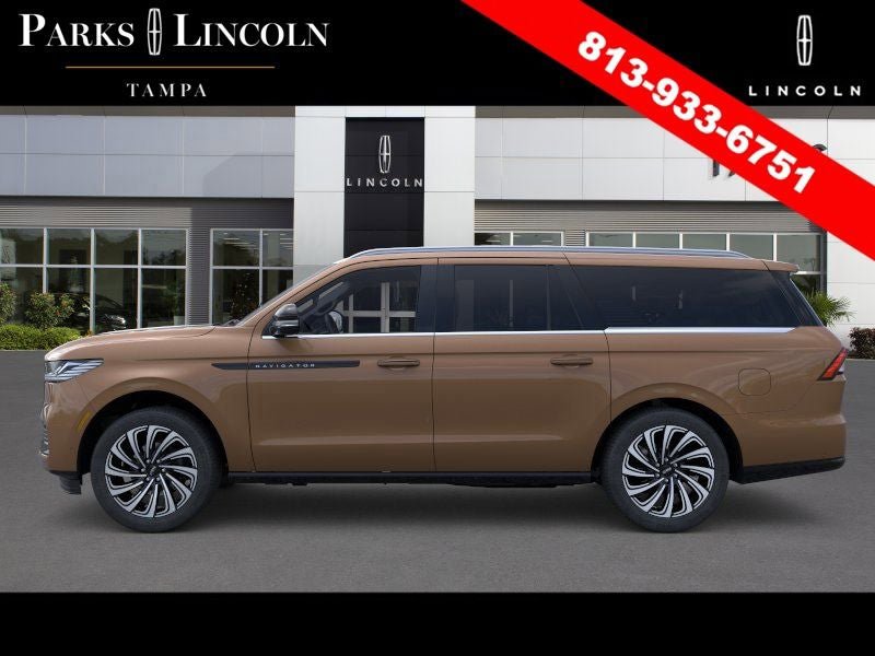 New 2025 Lincoln Navigator L Black Label AWD/4WD image 3