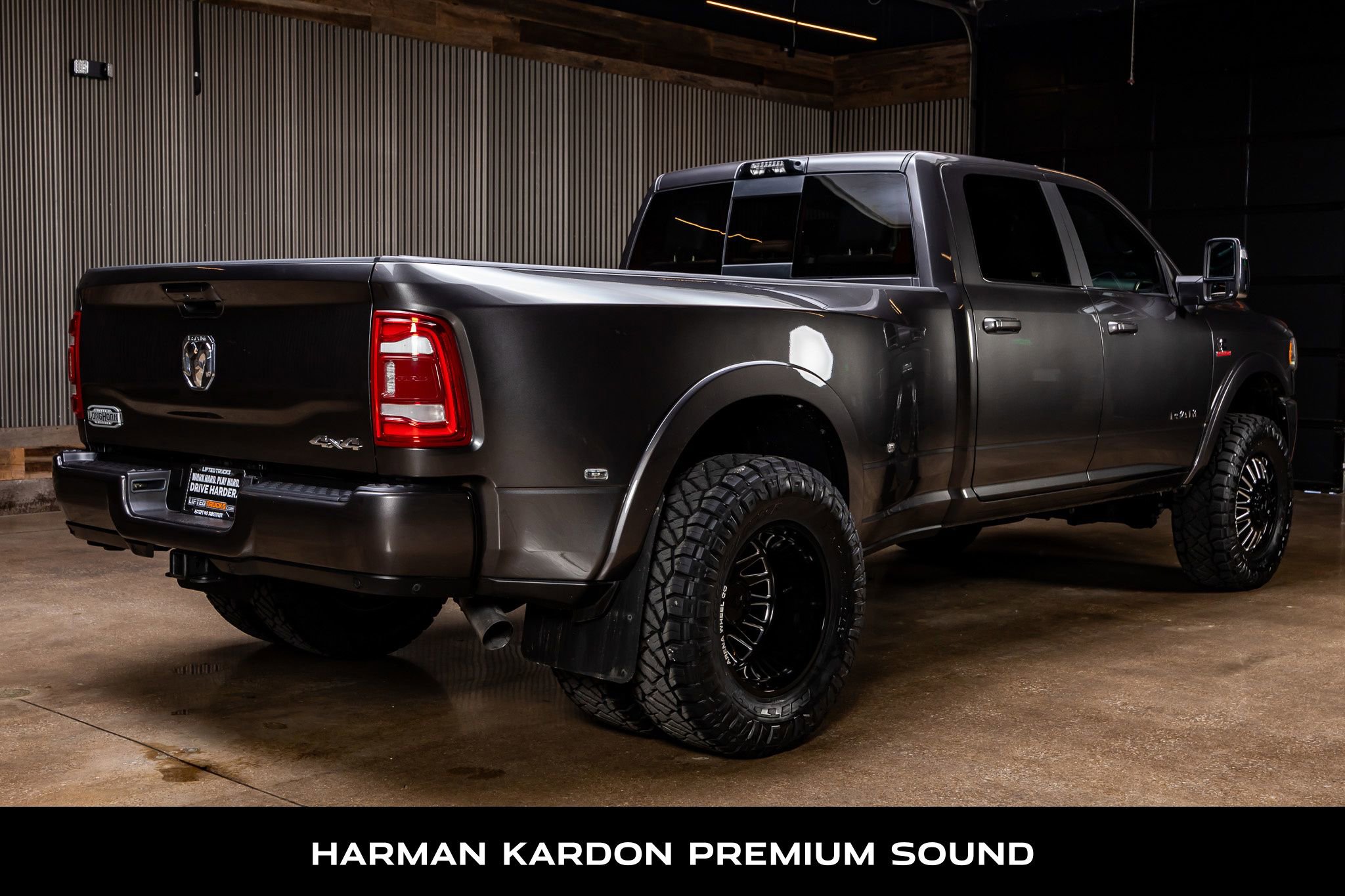 Used 2024 RAM 3500 Limited w/ Towing Technology Group image 10