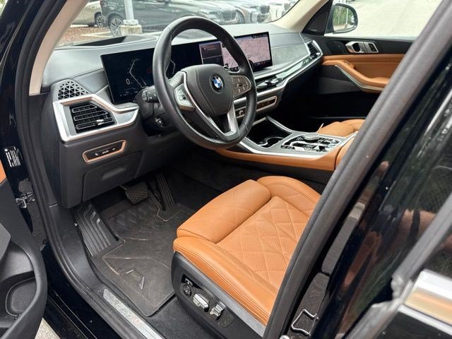 Used 2024 BMW X7 xDrive40i AWD/4WD image 8