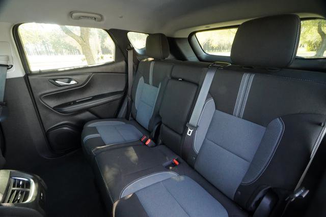 Used 2024 Chevrolet Blazer LT w/ Convenience Package AWD/4WD image 28