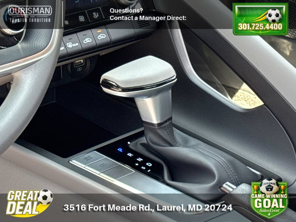 Used 2023 Hyundai Elantra SEL FWD image 14