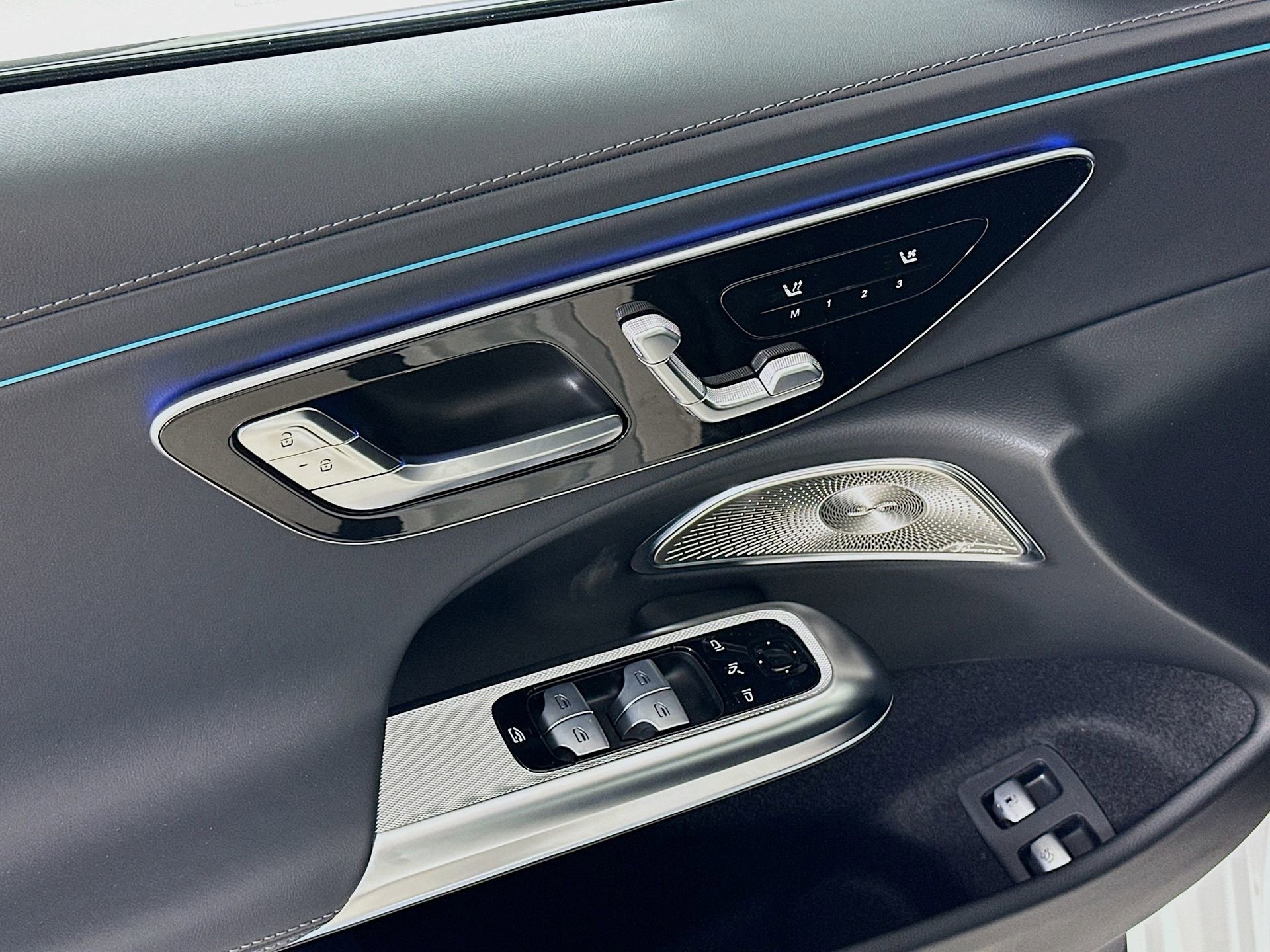 New 2026 Mercedes-Benz E 53 AMG e 4MATIC Sedan image 19