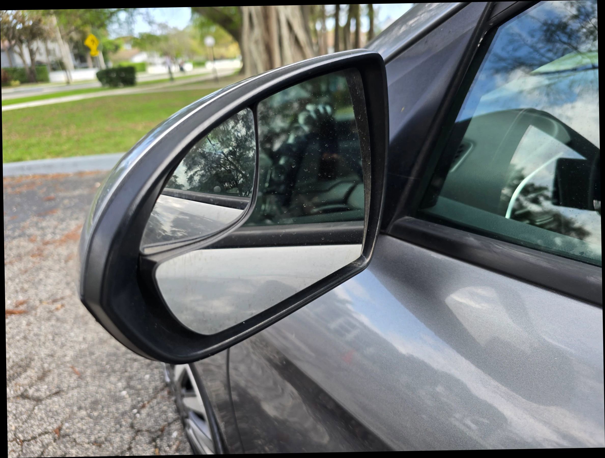 Used 2017 Hyundai Elantra SE image 20